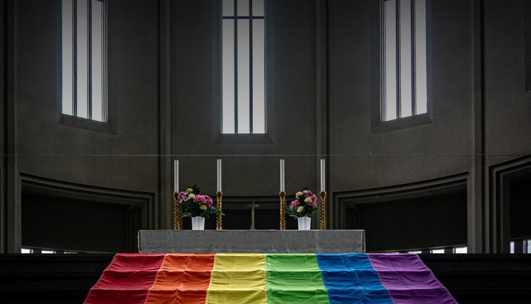 Звернення українських ЛГБТК організацій до Всеукраїнської Ради Церков і релігійних організацій